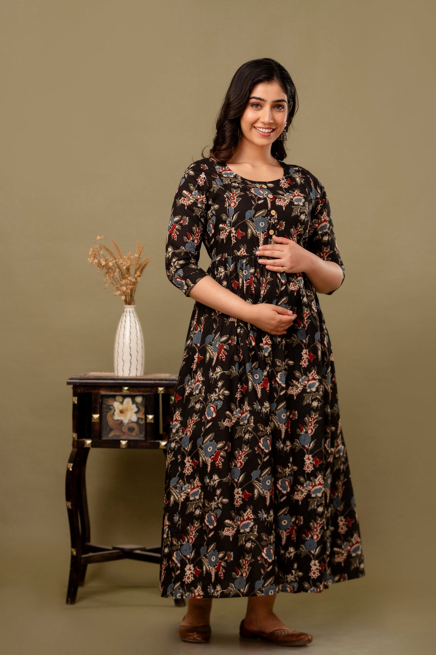 Hima Premium Cotton Anarkali Feeding & Maternity Kurti β 48 Inch Length, 2 Side Zips All-Day Comfort for Moms (Black)